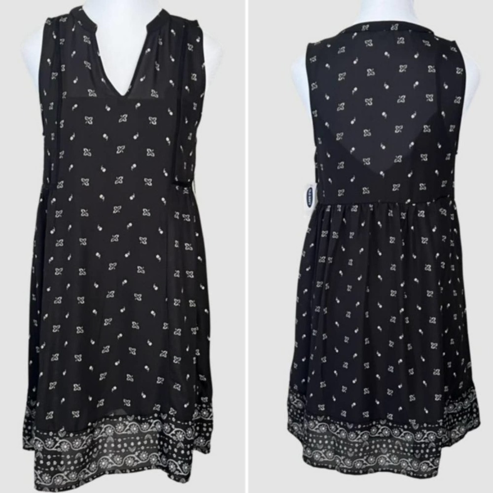 Old Navy Sleeveless V-Neck Dress Black & White Floral & Paisley Pattern, NWT-XS